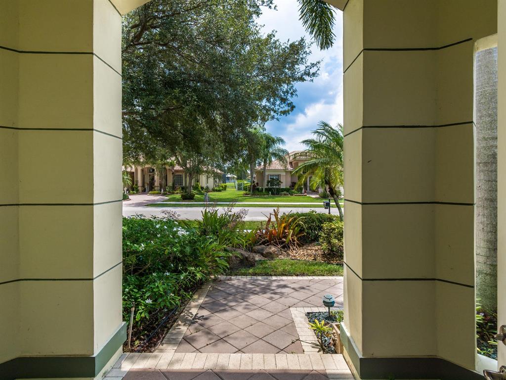 LAKE ESTATES ROLLING HILL - Residential