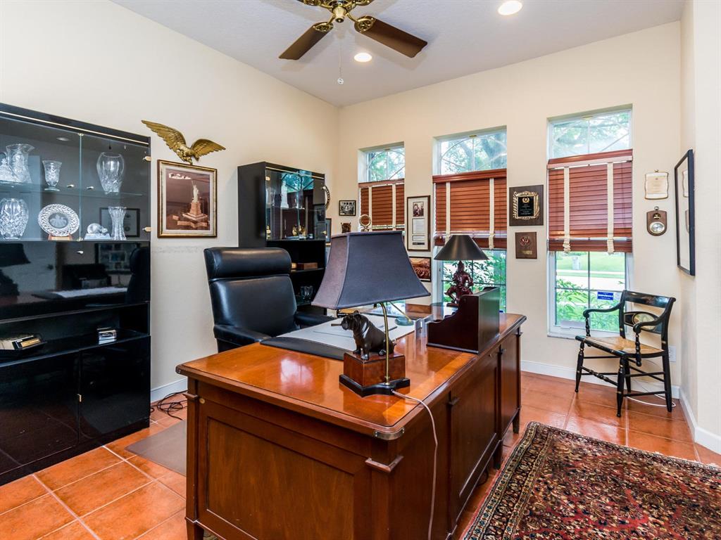 LAKE ESTATES ROLLING HILL - Residential