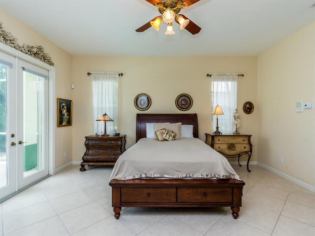 LAKE ESTATES ROLLING HILL - Residential