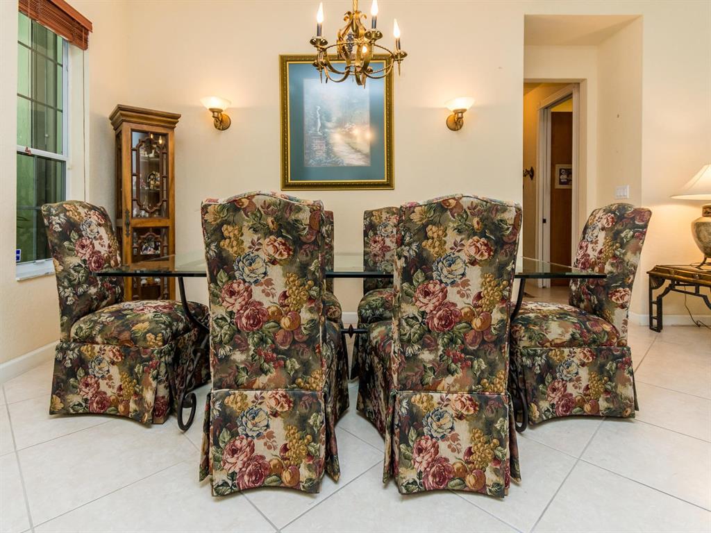 LAKE ESTATES ROLLING HILL - Residential