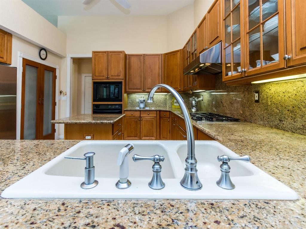 LAKE ESTATES ROLLING HILL - Residential