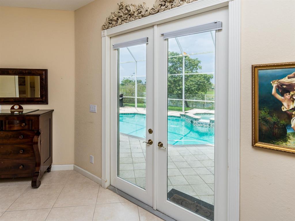 LAKE ESTATES ROLLING HILL - Residential