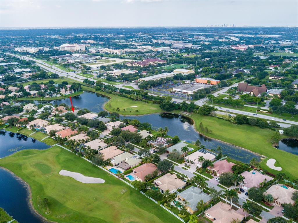 LAKE ESTATES ROLLING HILL - Residential