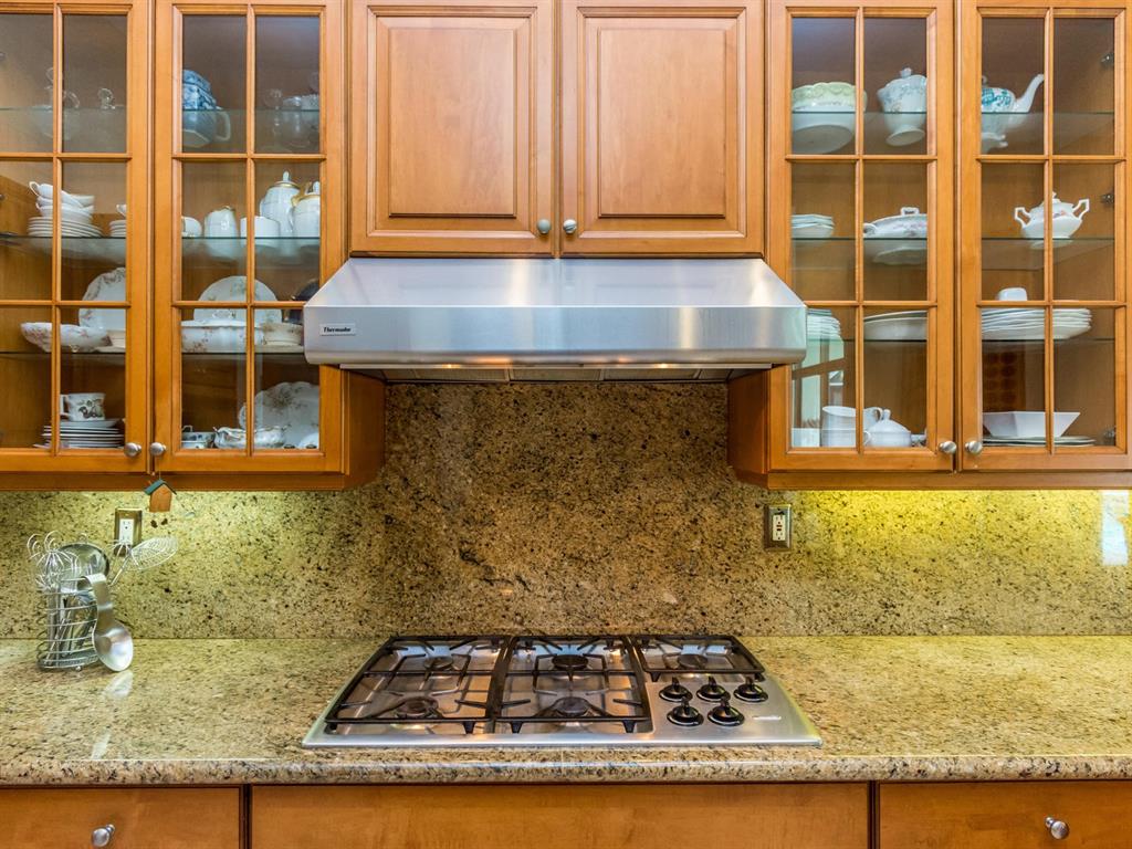 LAKE ESTATES ROLLING HILL - Residential