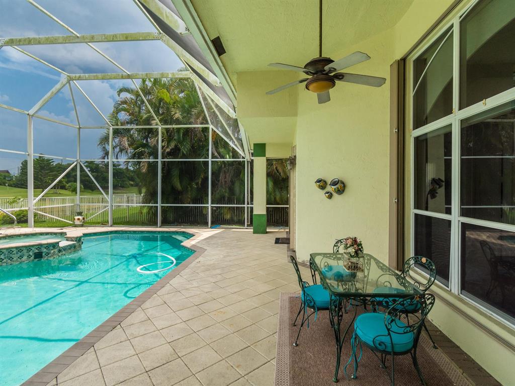 LAKE ESTATES ROLLING HILL - Residential