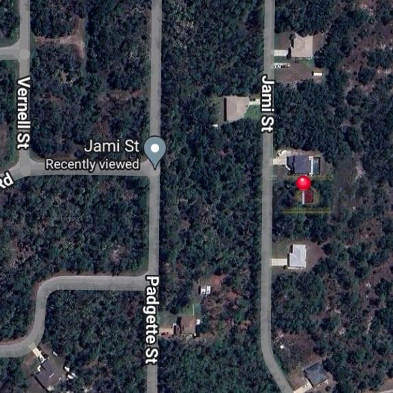 Vacant residential land in Sarasota county ready to build your dream home. Land is surrounded by homes and will need clearing,
Close to I-75 ....and is not in a Home owners association.
