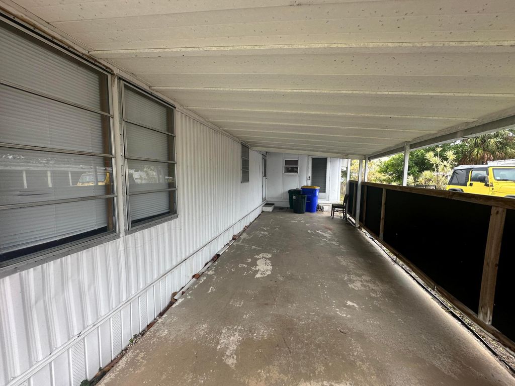 Photo of 6950 SE Ridgeway Terrace, Hobe Sound, FL 33455 (MLS # R11168343)