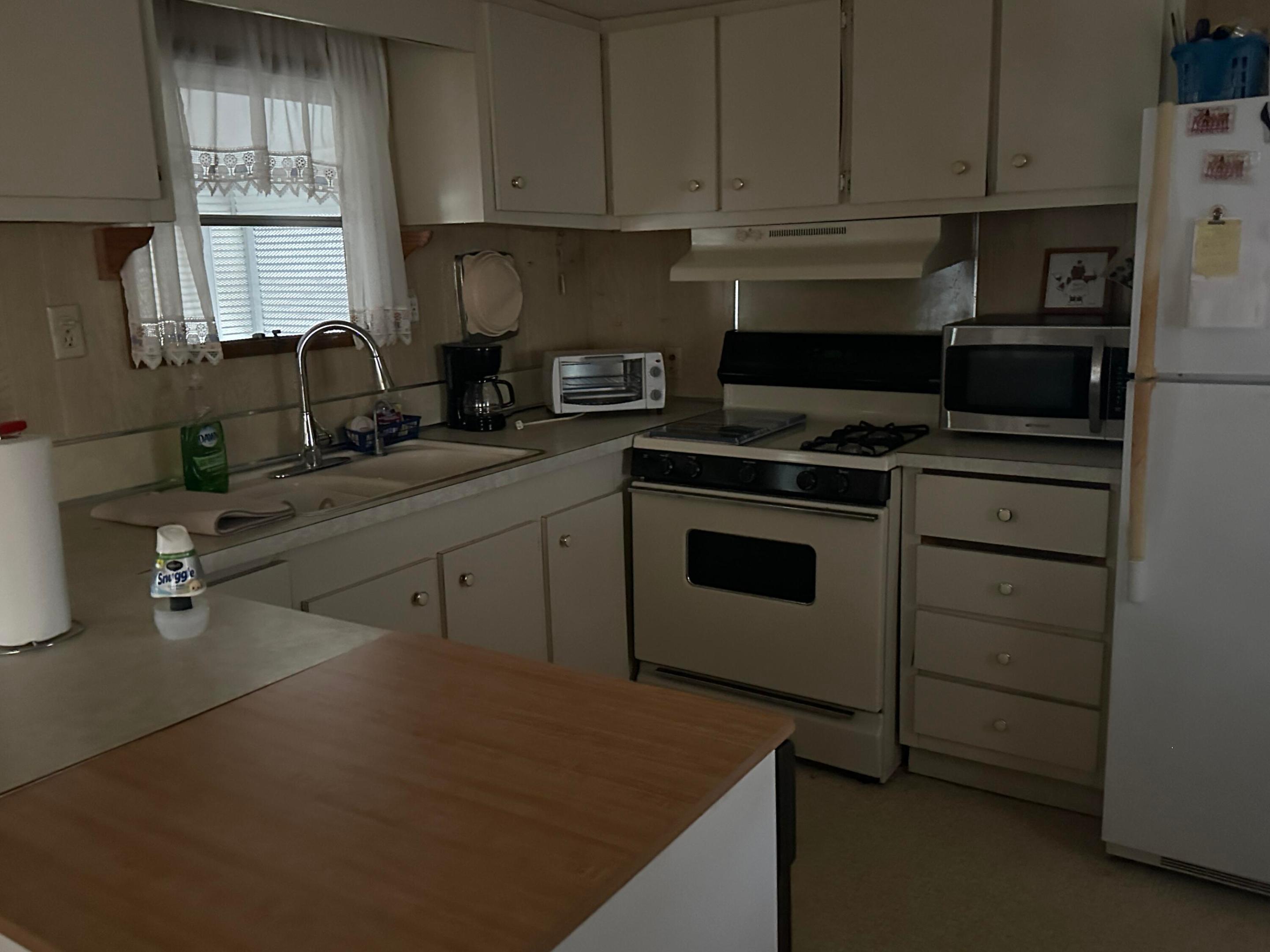 RIDGEWAY - Residential