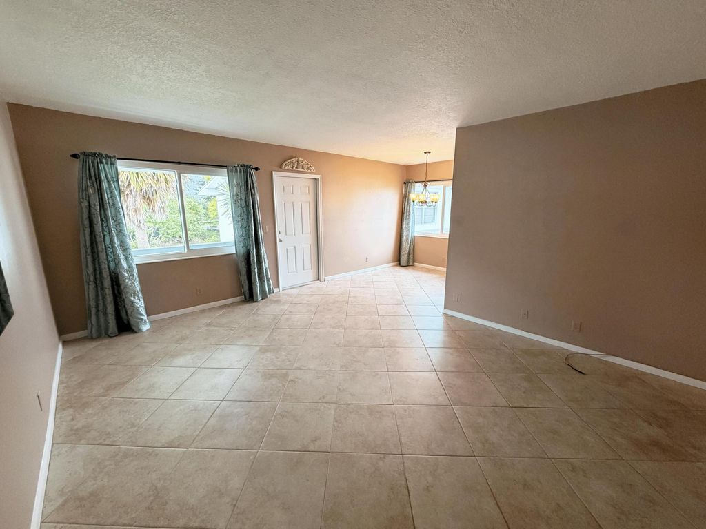 Photo of 136 Coventry #136, West Palm Beach, FL 33417 (MLS # B26006725)