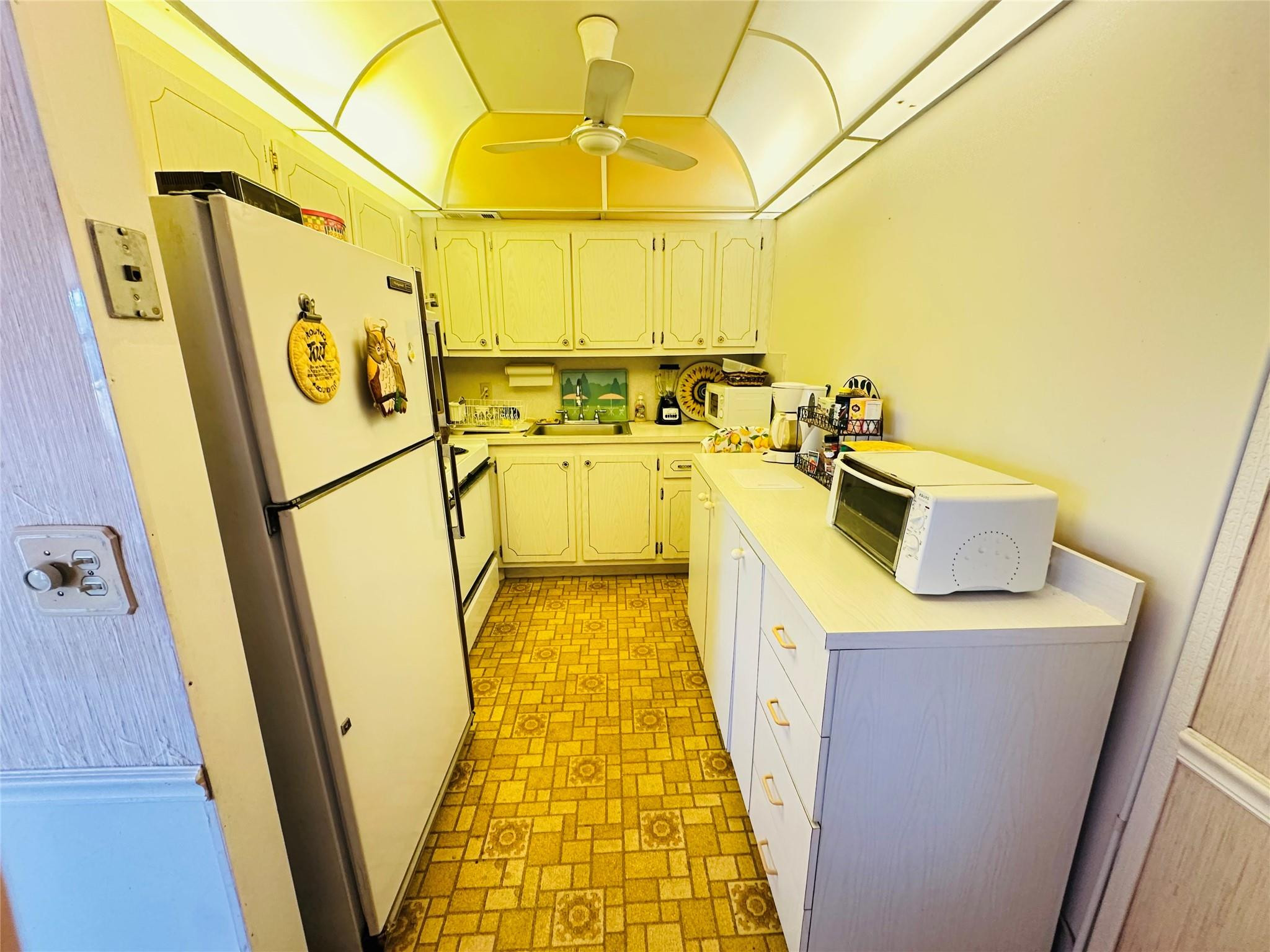 Century Village East - Residential