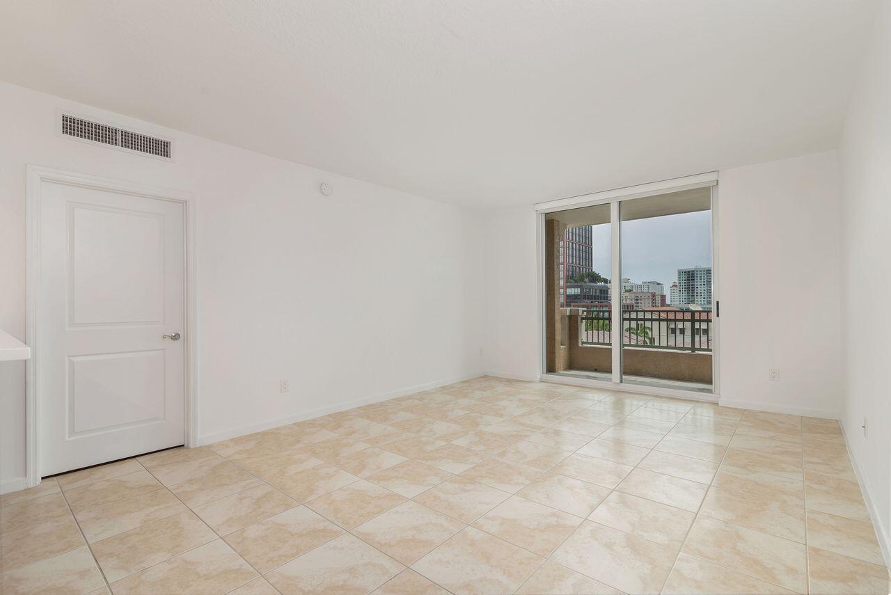 403 S Sapodilla Avenue 509