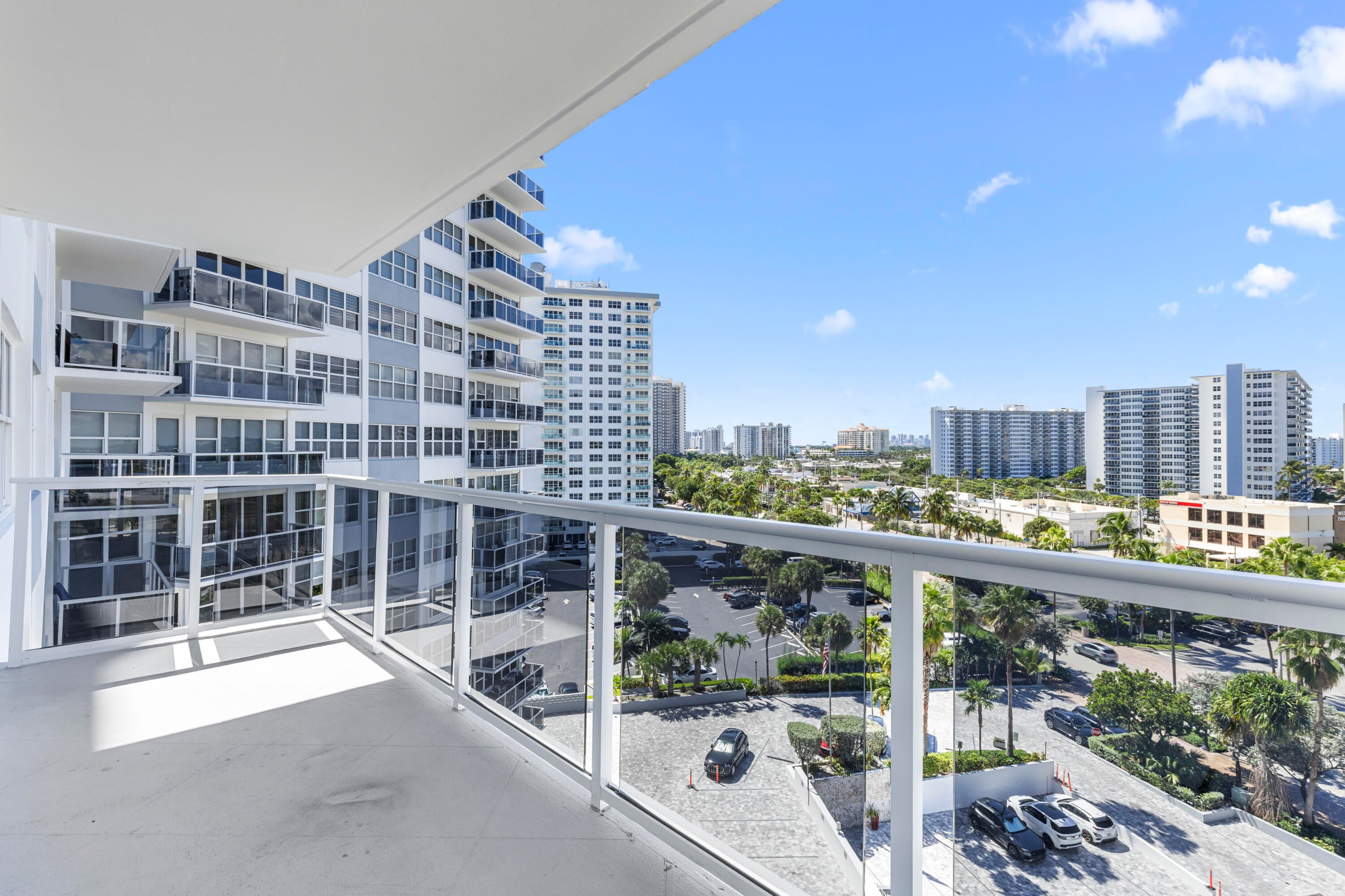 3700 GALT OCEAN Drive 815