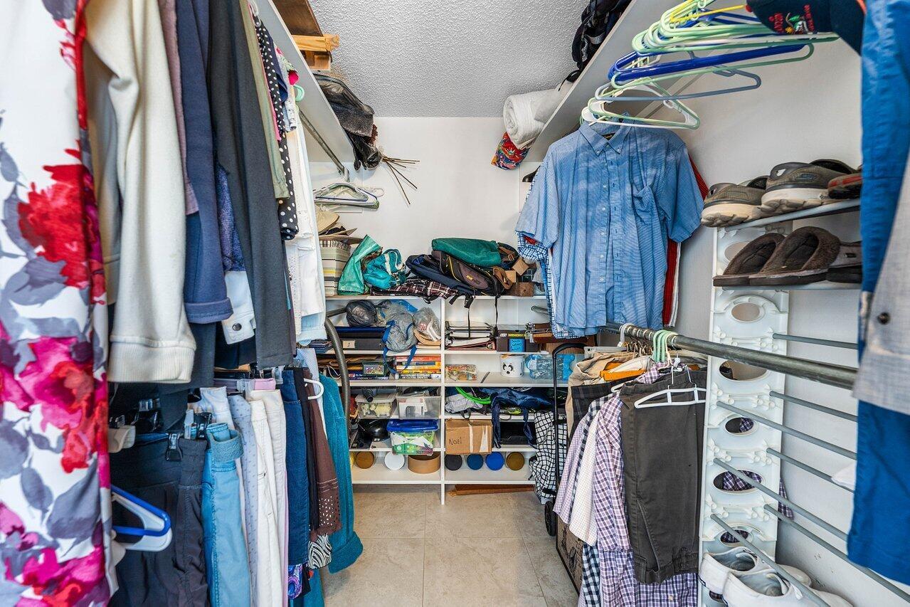 WELLINGTON CONDOS - Residential