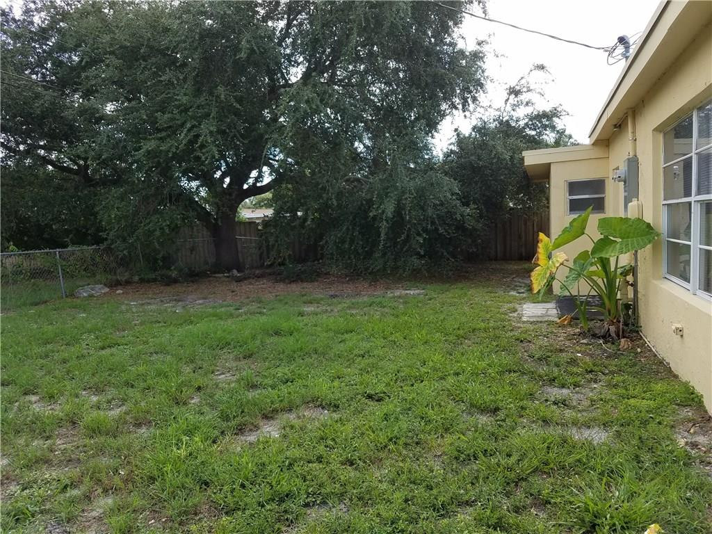 Lauderdale Manors - Residential