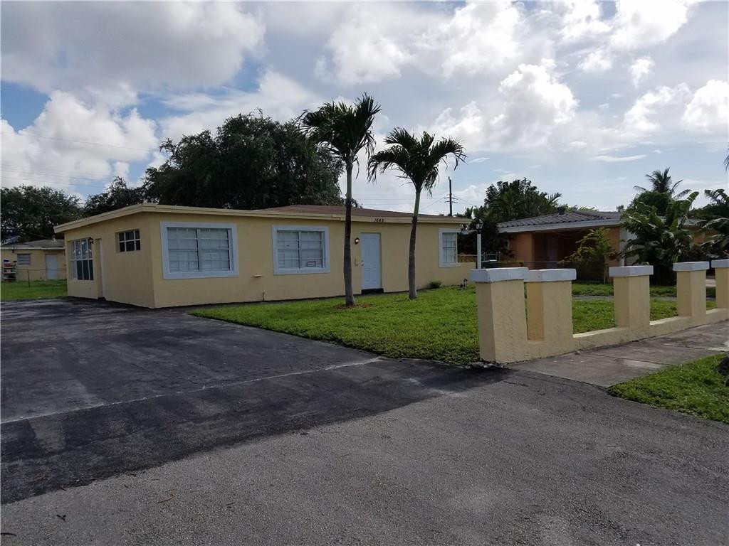 Lauderdale Manors - Residential