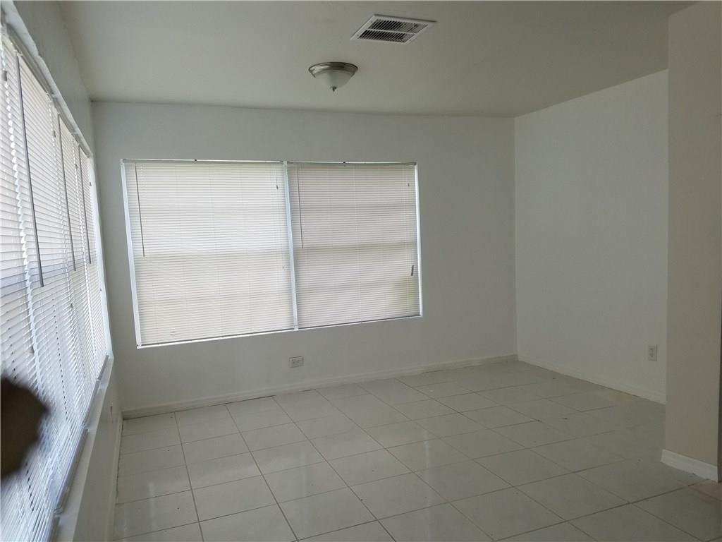 Lauderdale Manors - Residential