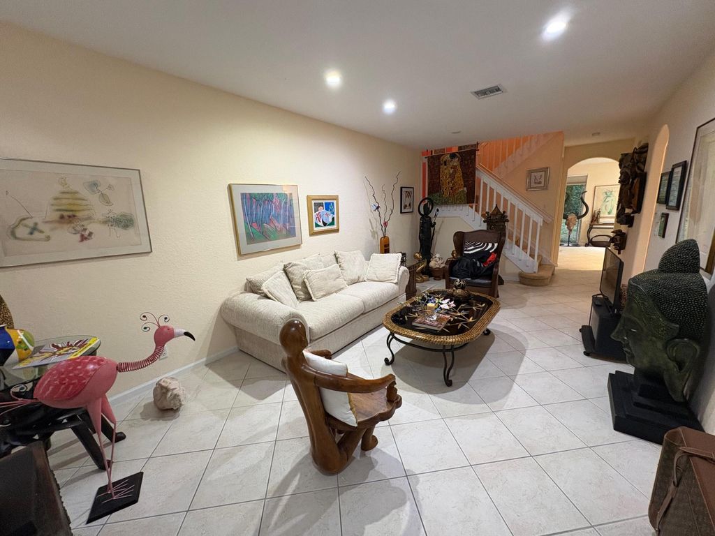 Photo of 67 Legacy Court, Delray Beach, FL 33445 (MLS # R11133183)