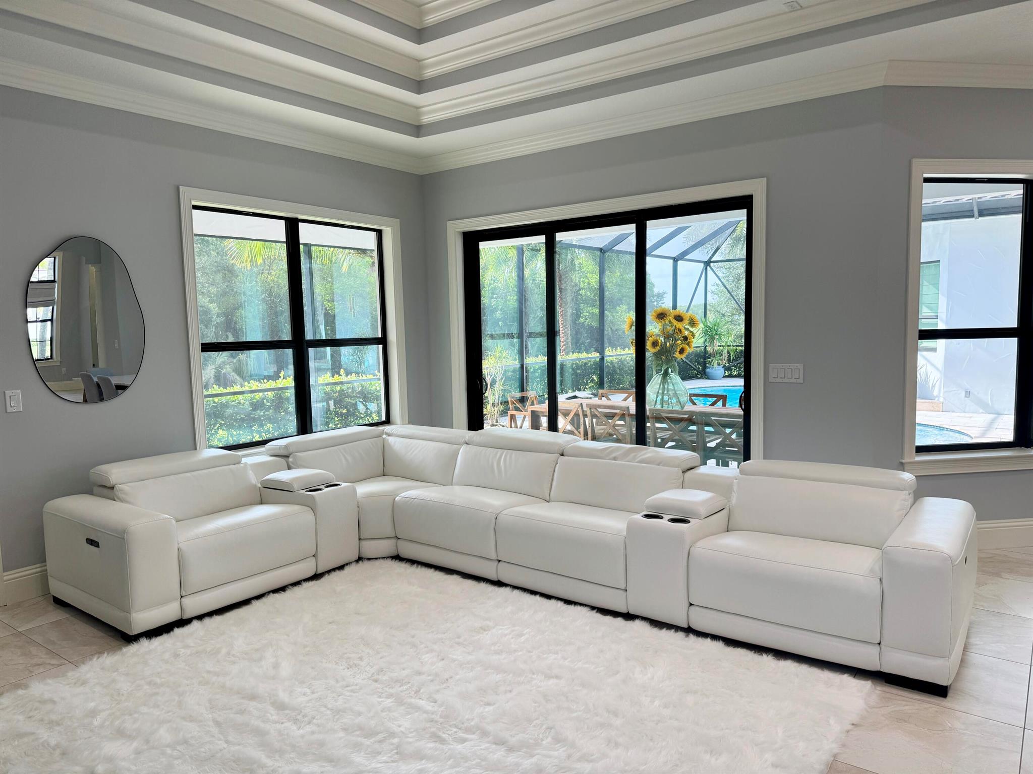 FIRST REPLAT OF RIVER POI - Residential Lease