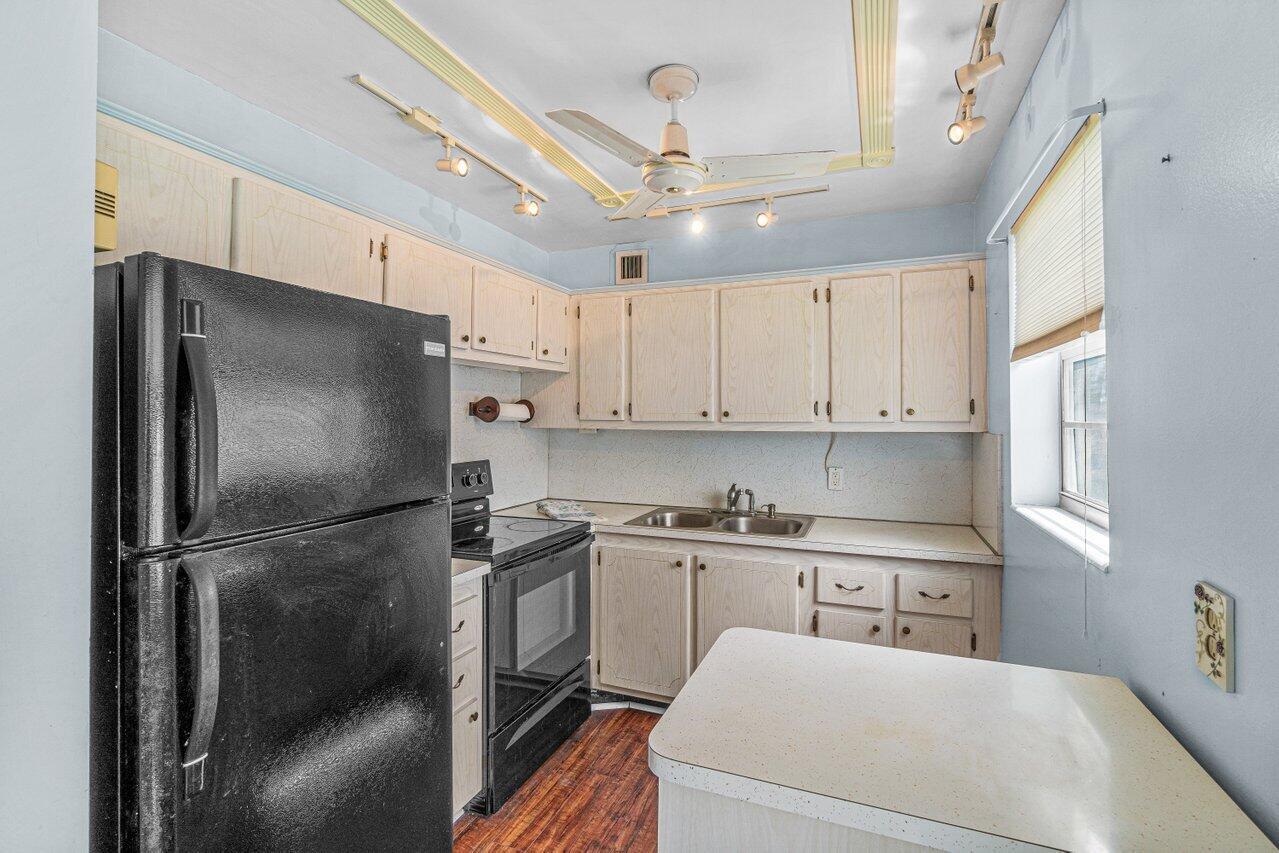 CENTURY VILLAGE - Residential