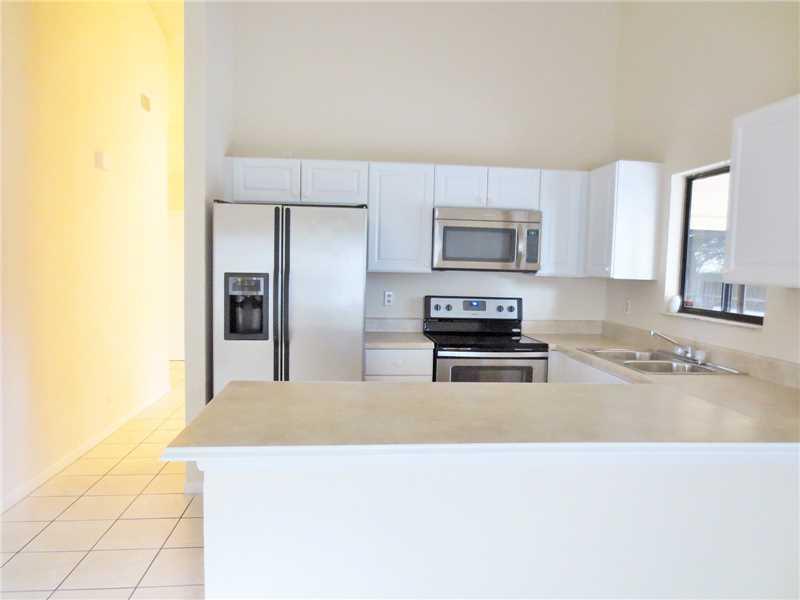 BAY WINDS 4 - Residential