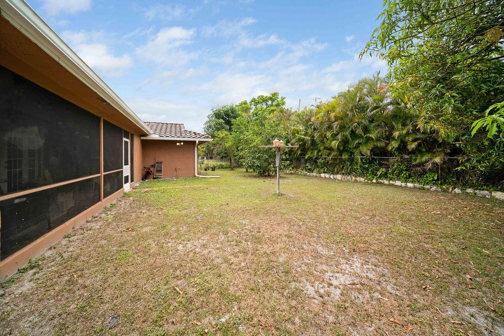 Shadow Wood 80-38 B - Residential