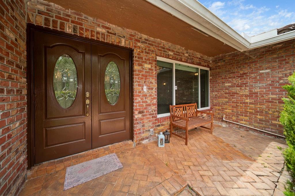 Shadow Wood 80-38 B - Residential