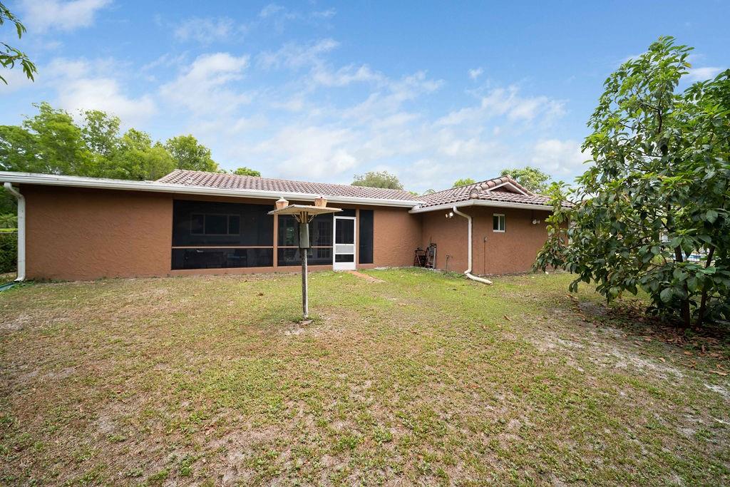 Shadow Wood 80-38 B - Residential