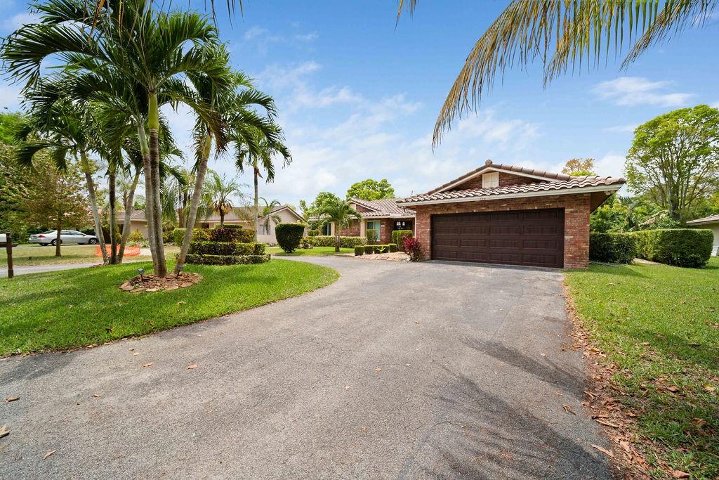 Shadow Wood 80-38 B - Residential