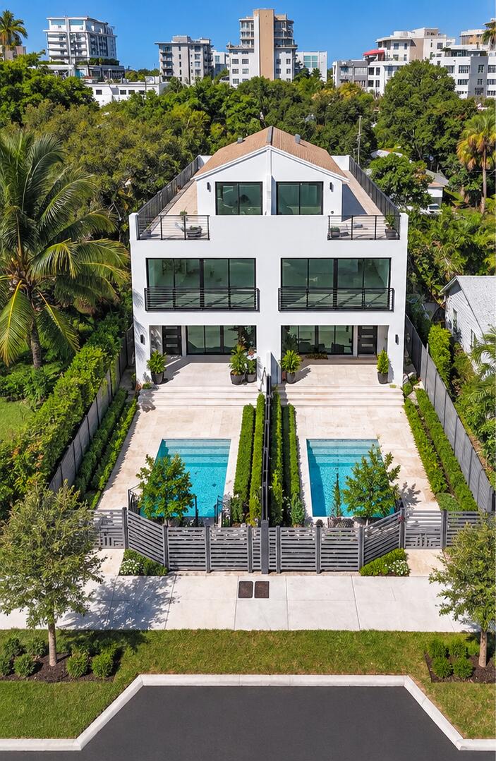 415 NE 2nd Avenue, Fort Lauderdale, FL, 33301/$1,900,000 1 415 NE 2nd Avenue