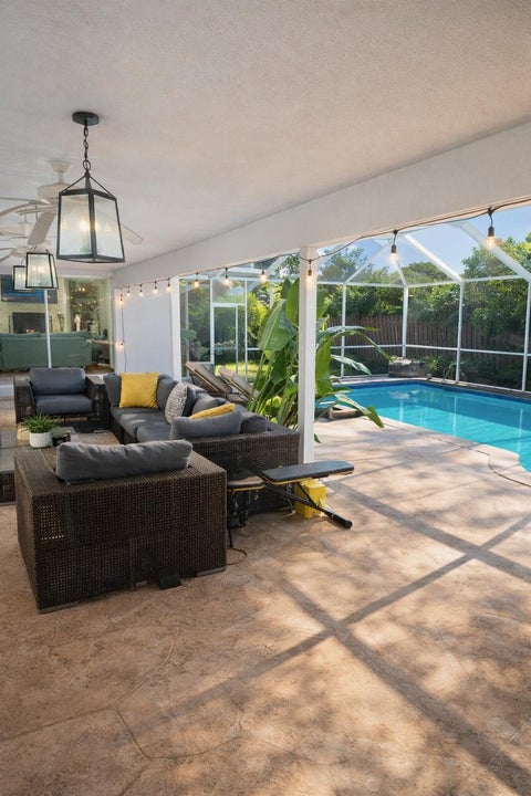 Tiny photo for 560 S LAKE DASHA Drive, Plantation, FL 33324 (MLS # B26068816)