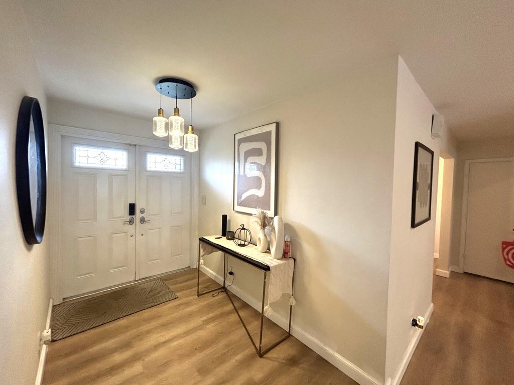 Photo of 560 S LAKE DASHA Drive, Plantation, FL 33324 (MLS # B26068816)