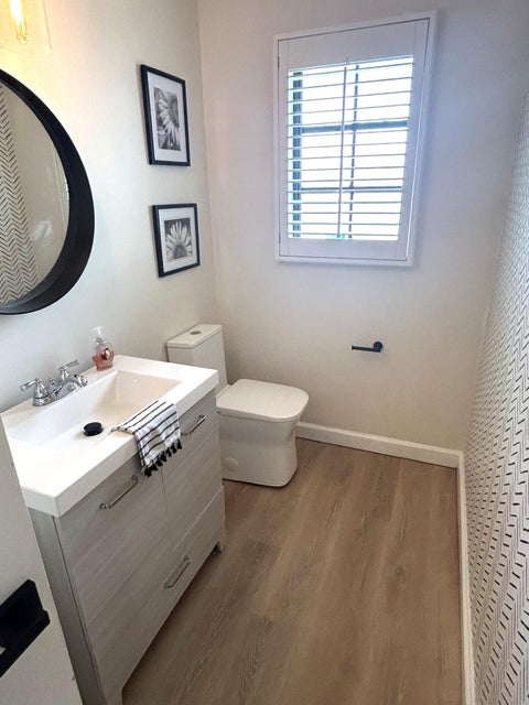 Tiny photo for 560 S LAKE DASHA Drive, Plantation, FL 33324 (MLS # B26068816)