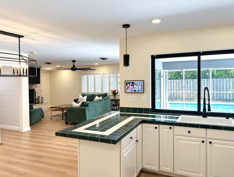 Tiny photo for 560 S LAKE DASHA Drive, Plantation, FL 33324 (MLS # B26068816)