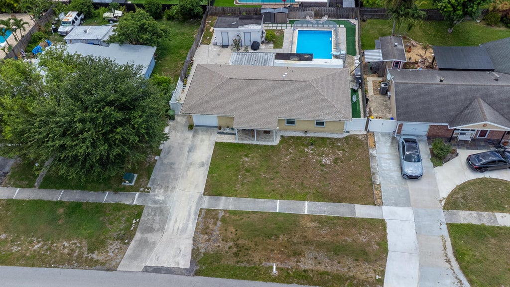 Photo of 220 Davis Road, Palm Springs, FL 33461 (MLS # B26042230)