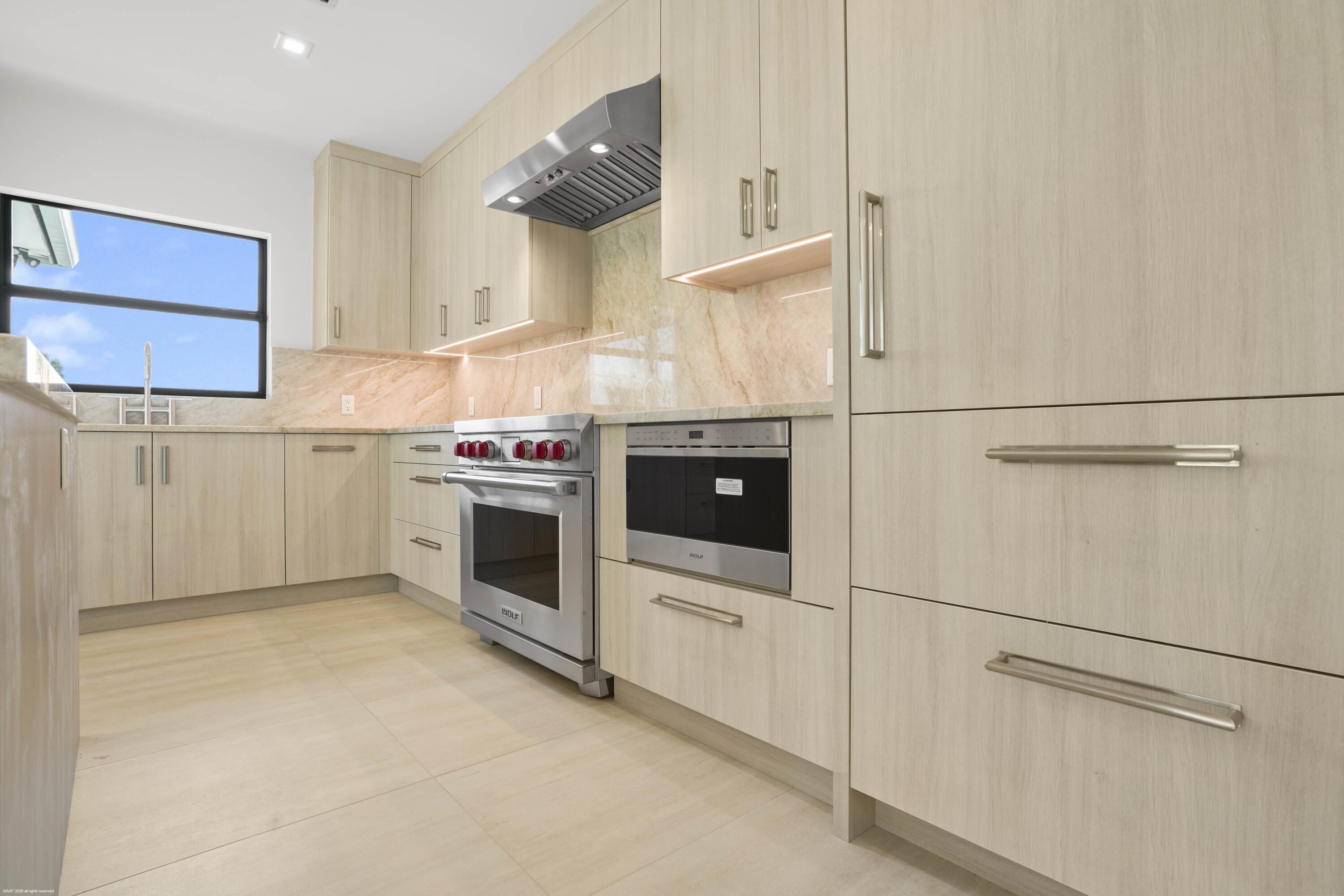 MEADOW BROOK CONDO - Residential