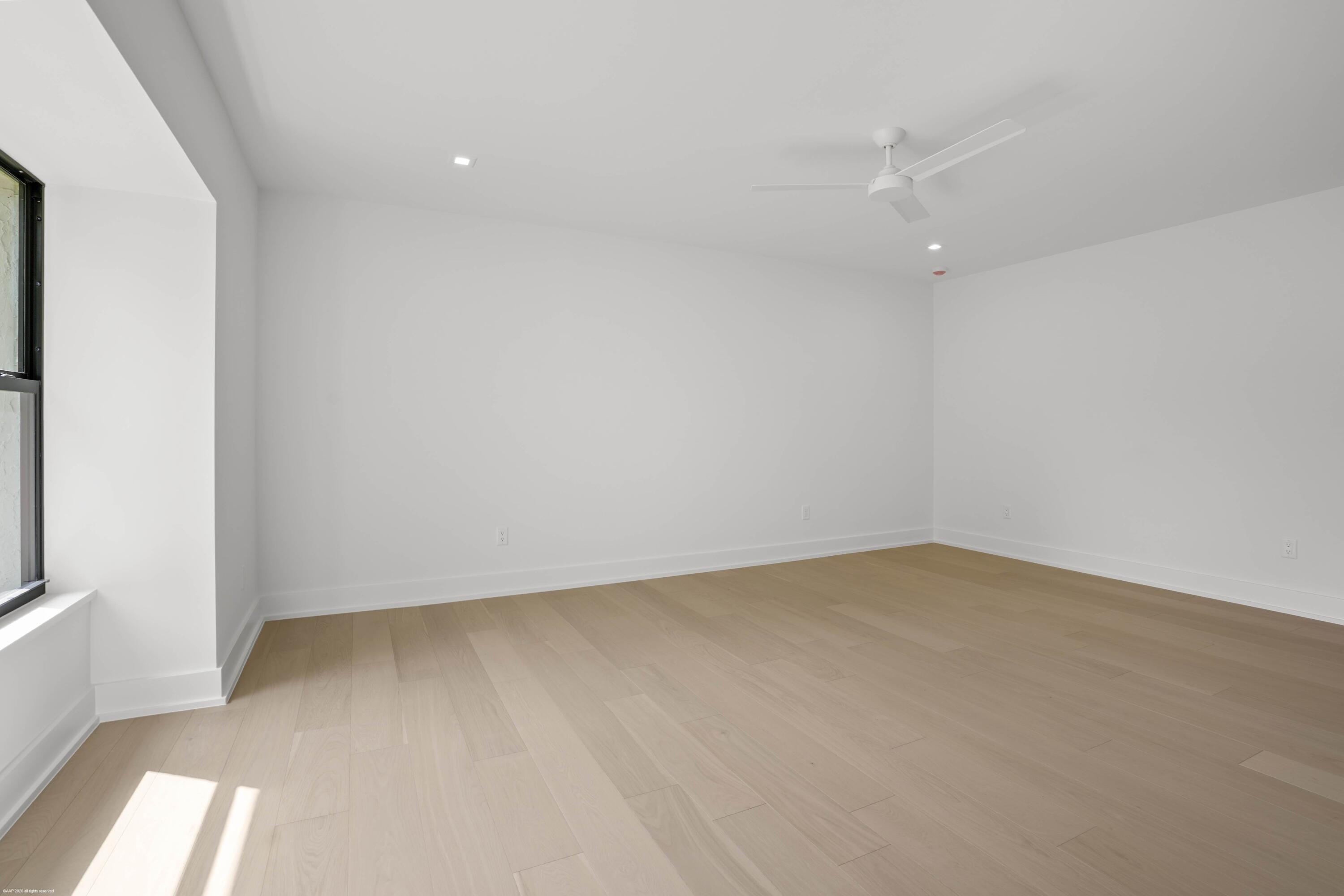 MEADOW BROOK CONDO - Residential