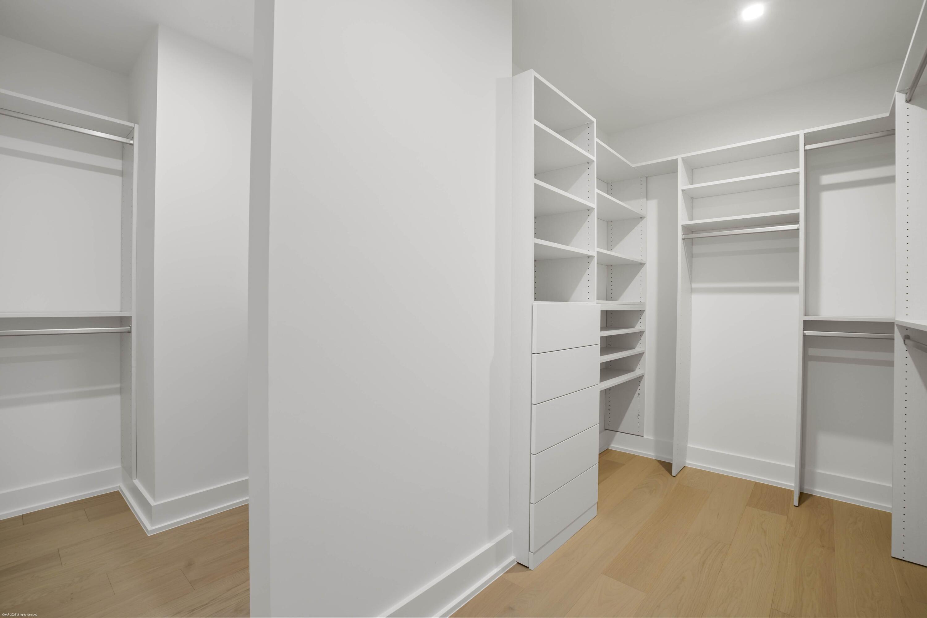 MEADOW BROOK CONDO - Residential