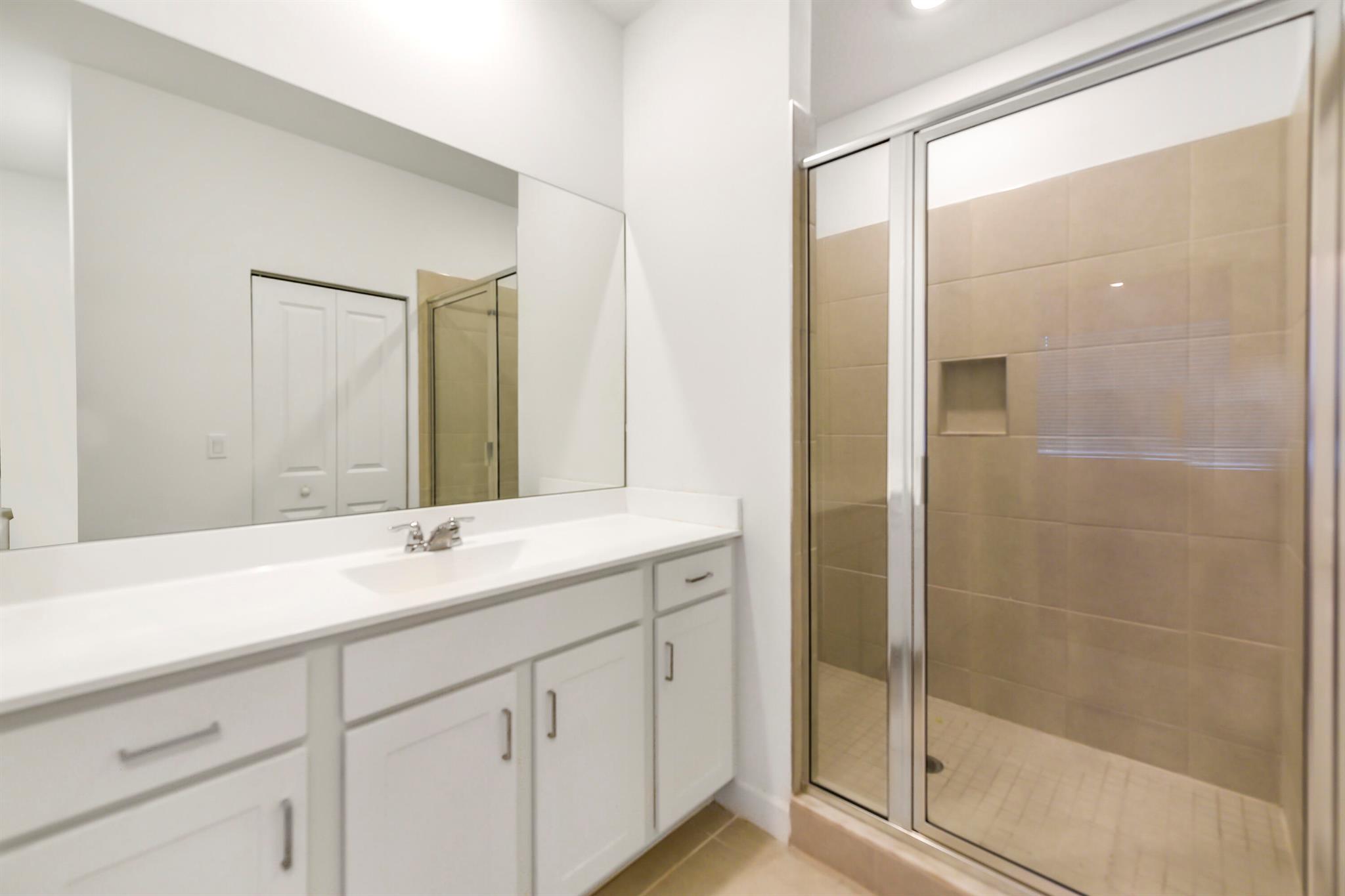 HEATHWOOD RESERVE PUD - Residential Lease