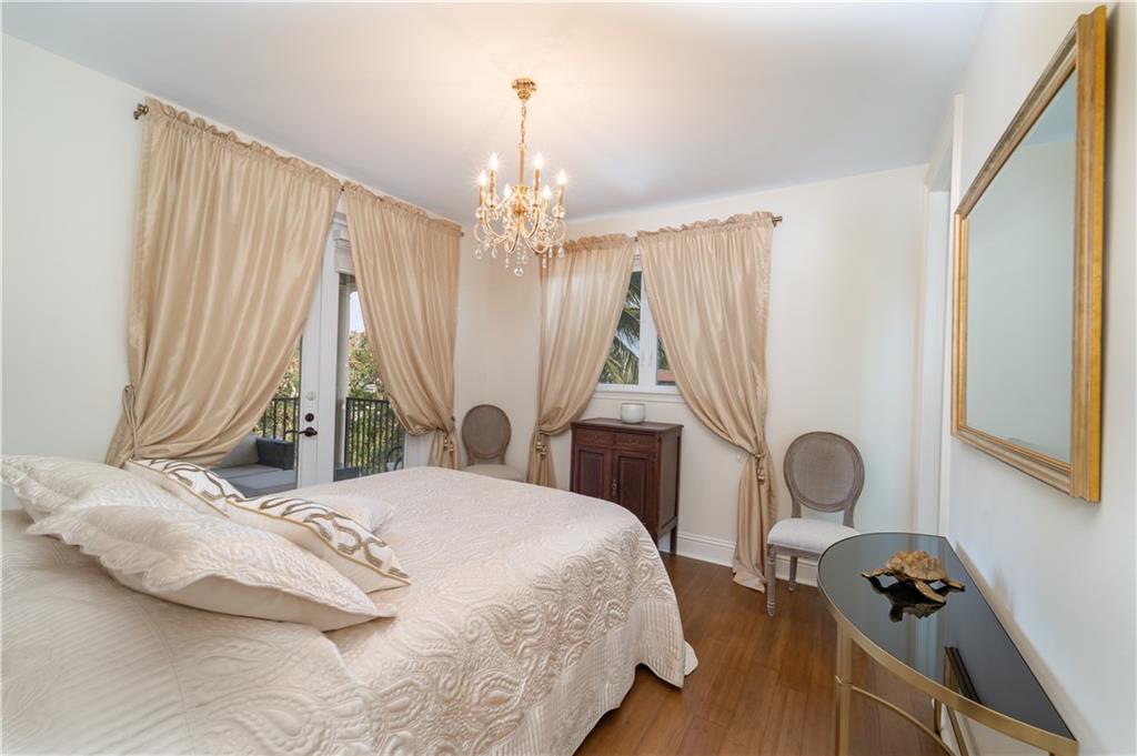 CORAL RIDGE COUNTRY CLUB - Residential