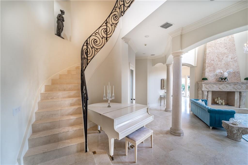 CORAL RIDGE COUNTRY CLUB - Residential