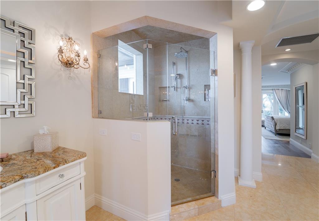 CORAL RIDGE COUNTRY CLUB - Residential