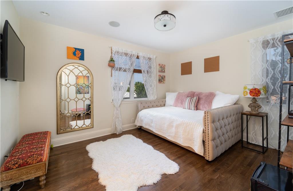 CORAL RIDGE COUNTRY CLUB - Residential