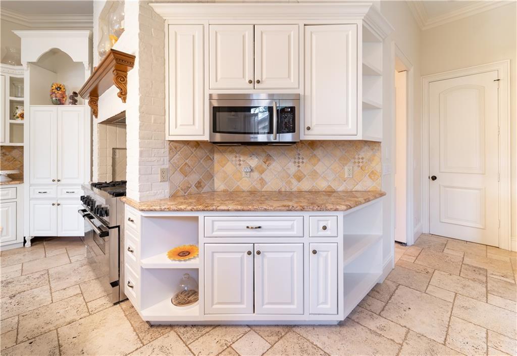 CORAL RIDGE COUNTRY CLUB - Residential