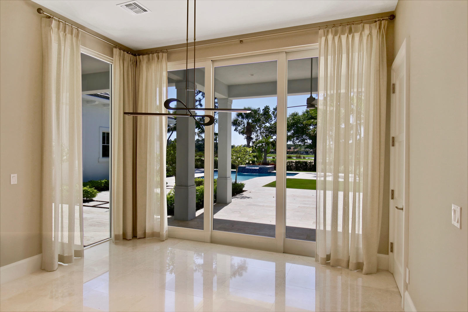 OLD PALM - Residential