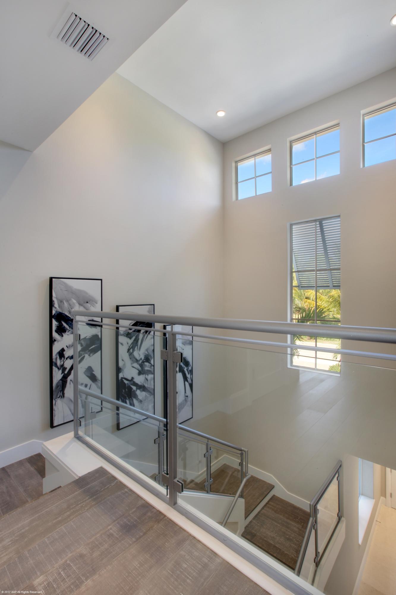 OLD PALM - Residential