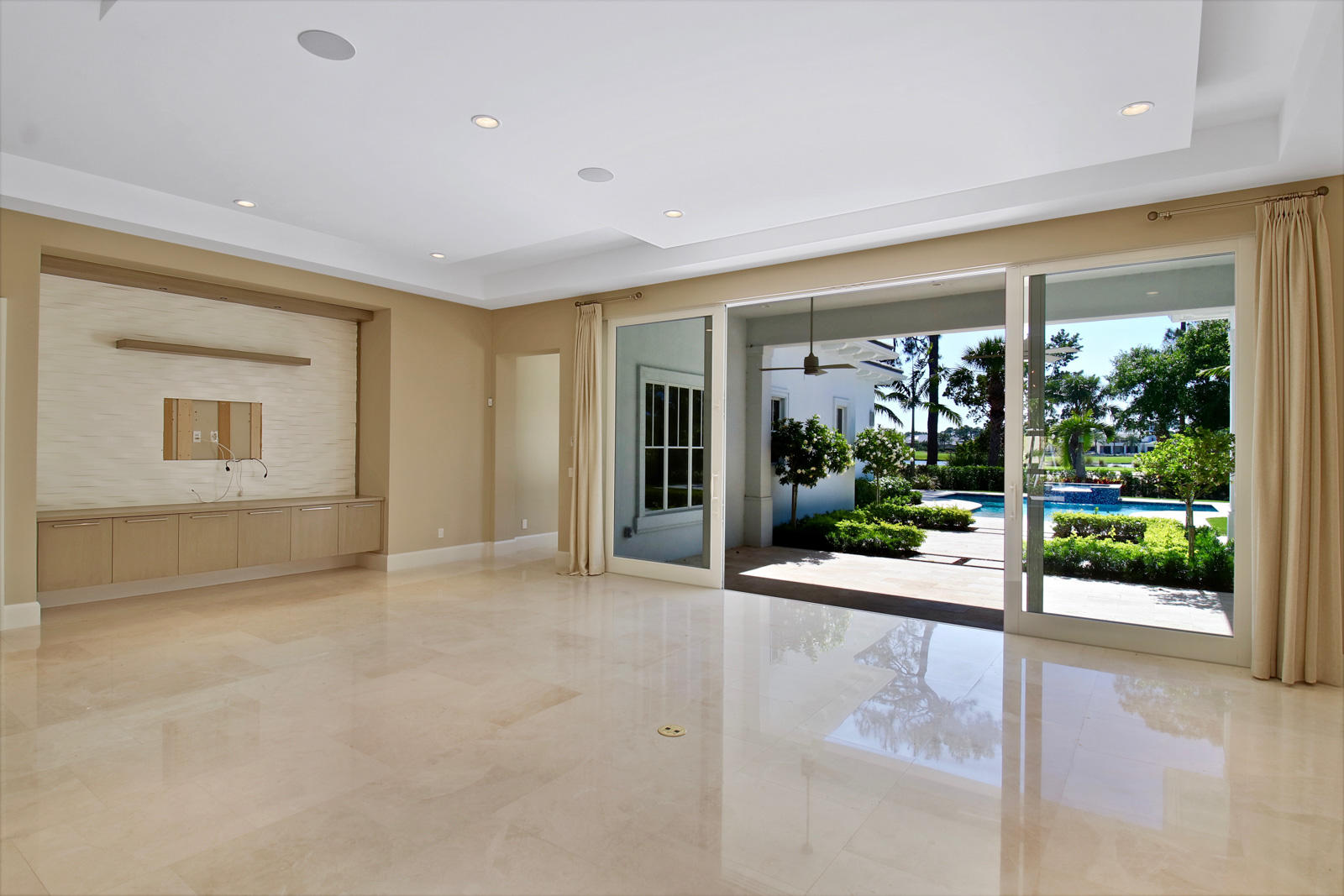 OLD PALM - Residential