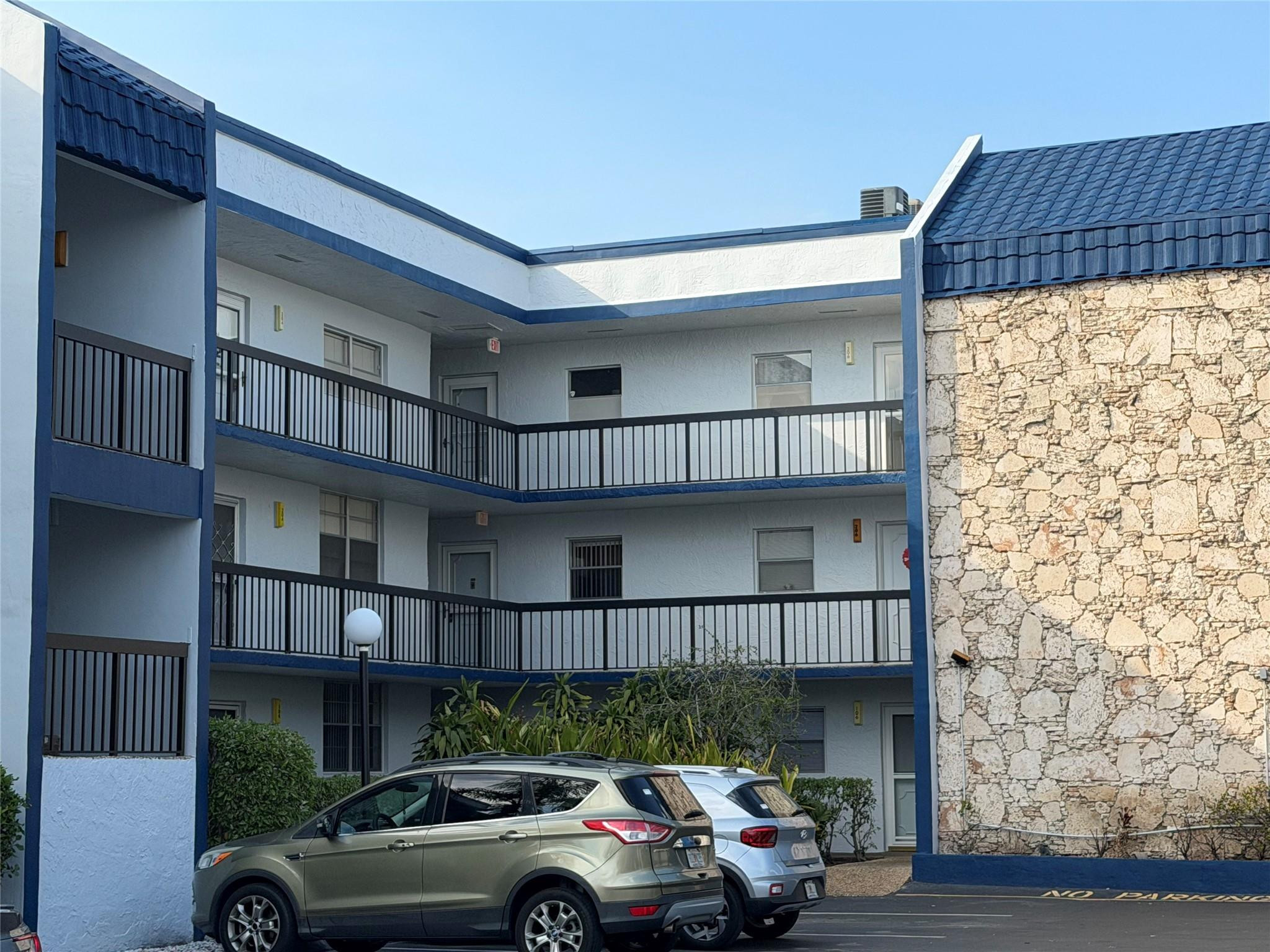 HOLIDAY SPRINGS VILLAGE - Residential