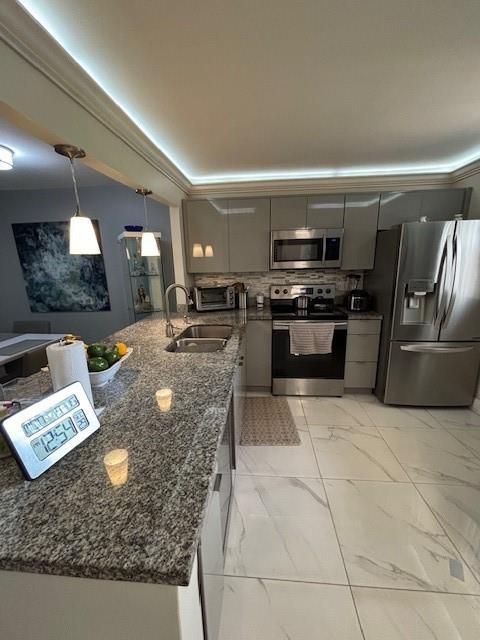 HOLIDAY SPRINGS VILLAGE - Residential