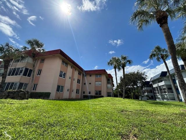 HOLIDAY SPRINGS VILLAGE - Residential