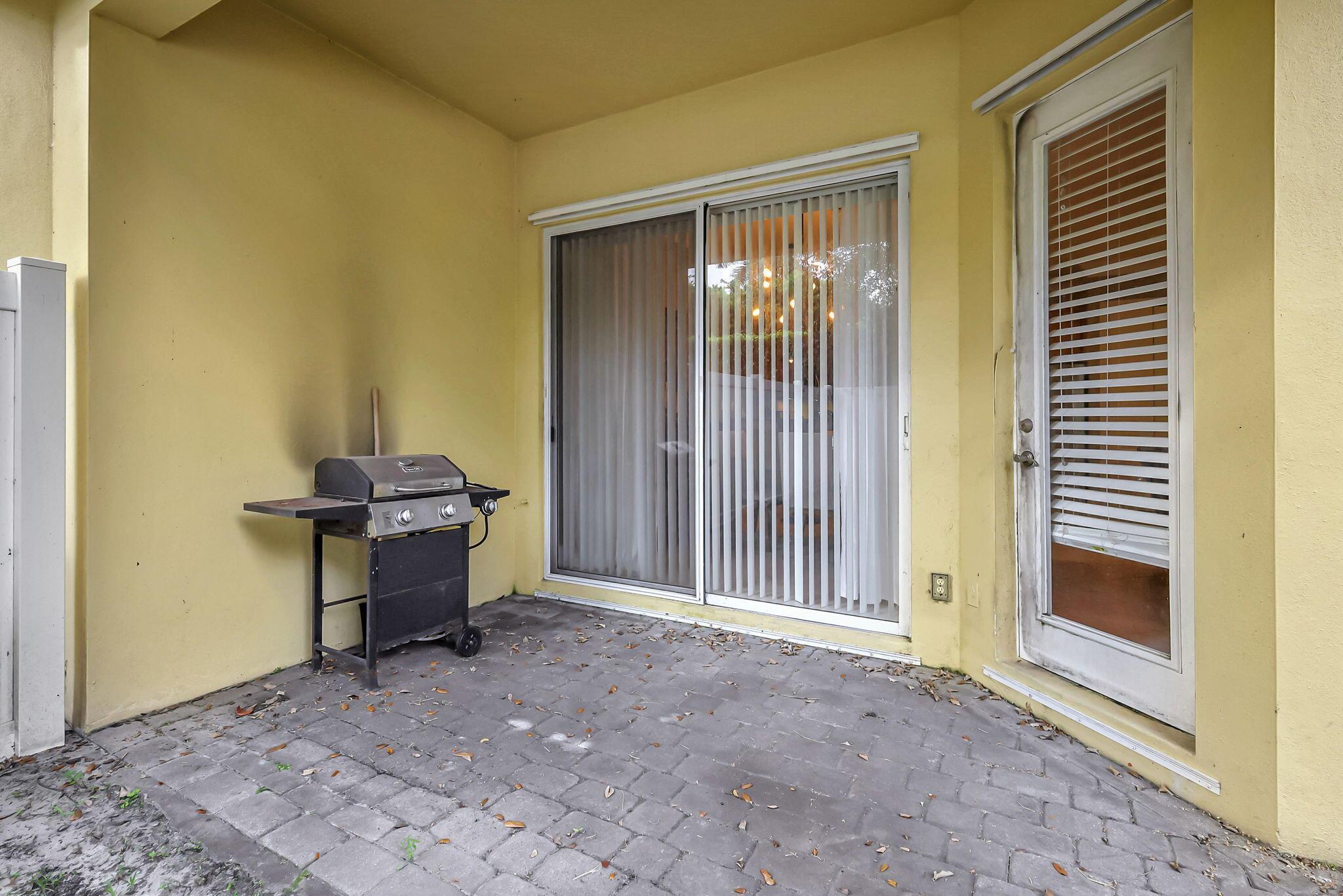 ST ANDREWS TOWNHOMES - Residential